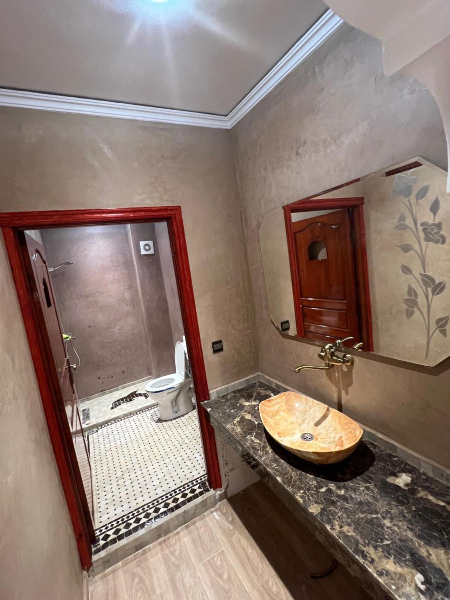 Spacieux Avec Cour Fleurie Et Hammam A Targa Marrakech Apartment